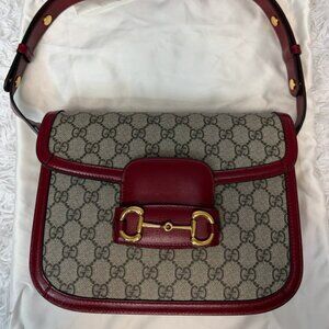 Gucci Horsebit 1955 medium shoulder bag red leather